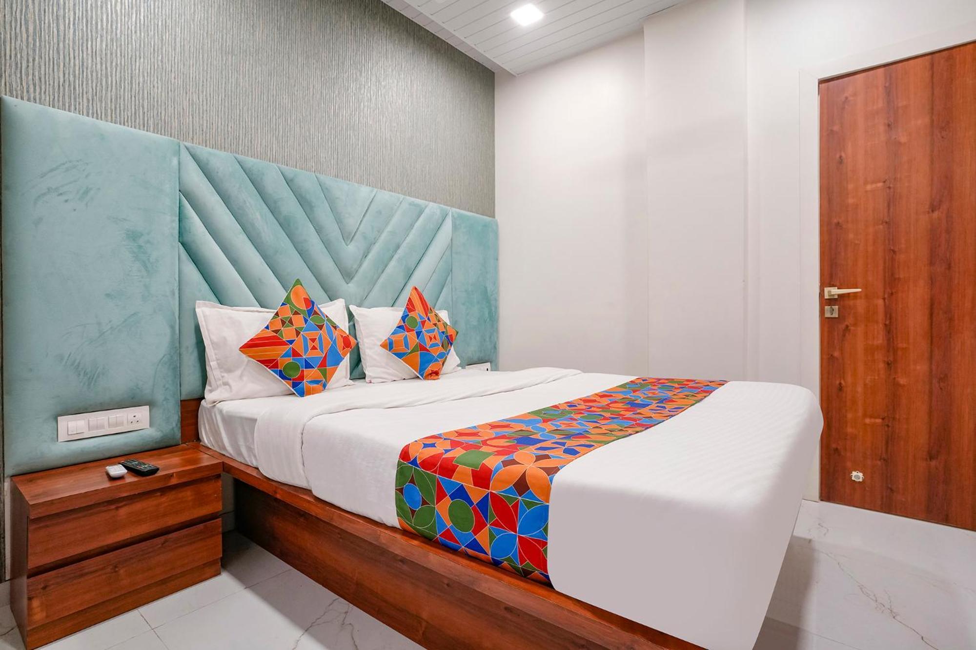 مومباي Fabhotel The Mint المظهر الخارجي الصورة