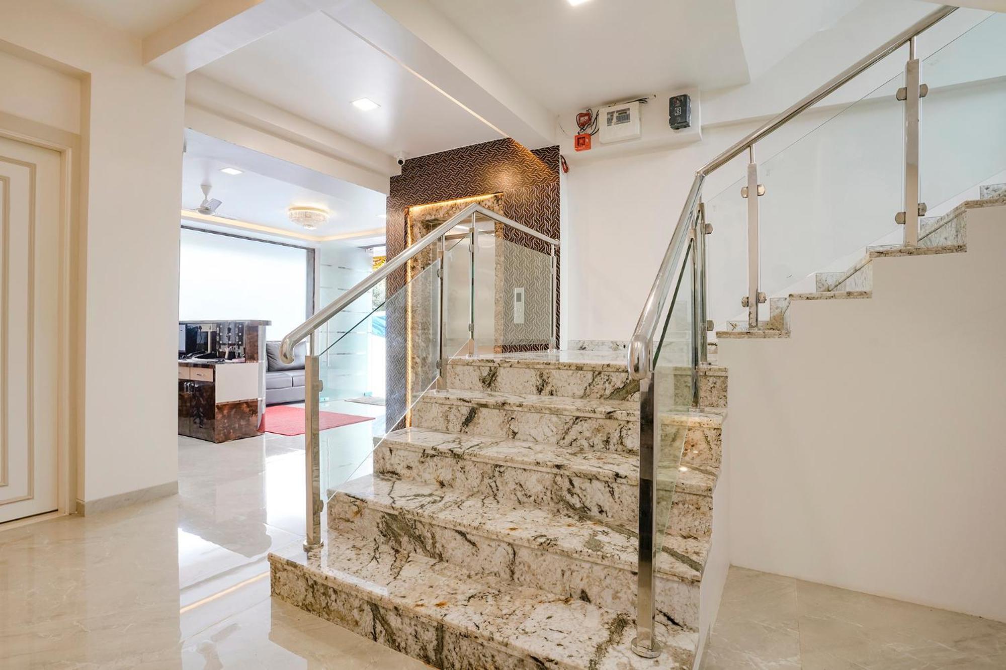 مومباي Fabhotel The Mint المظهر الخارجي الصورة