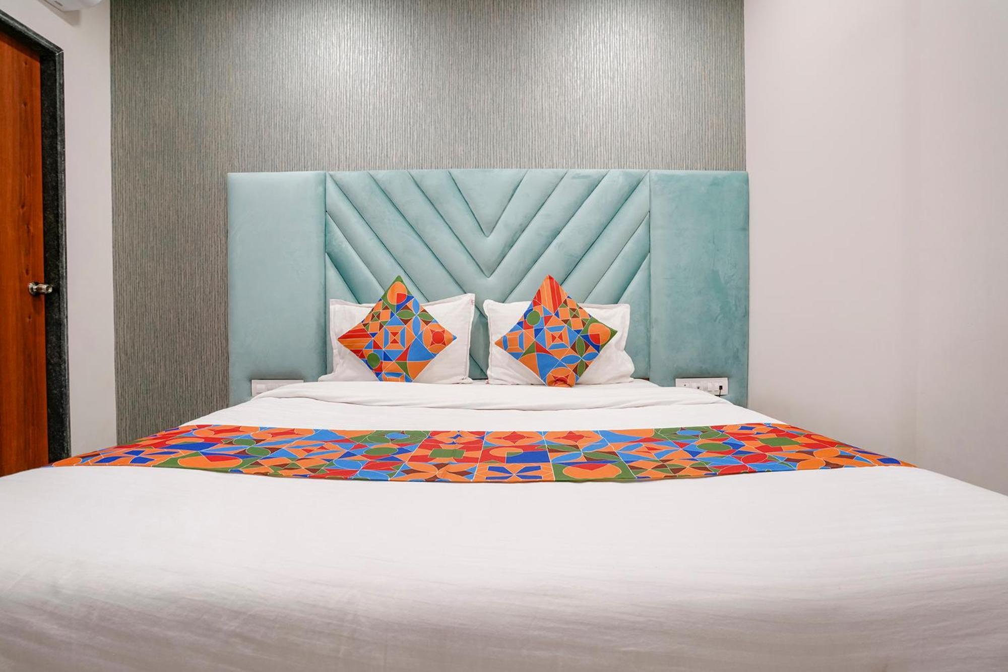 مومباي Fabhotel The Mint المظهر الخارجي الصورة