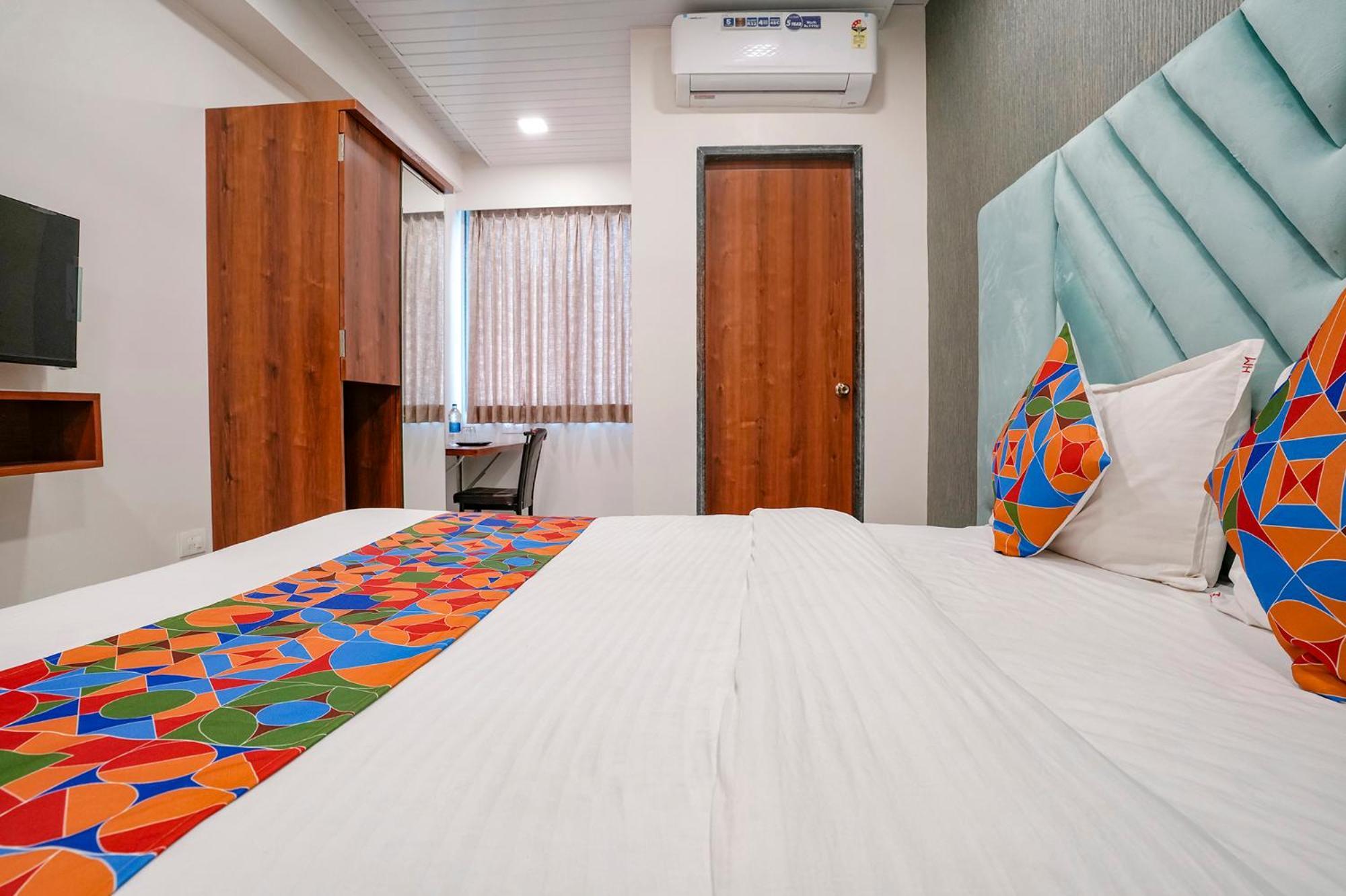 مومباي Fabhotel The Mint المظهر الخارجي الصورة