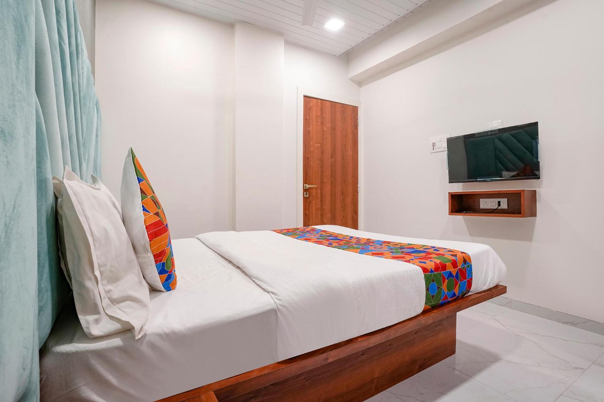 مومباي Fabhotel The Mint المظهر الخارجي الصورة